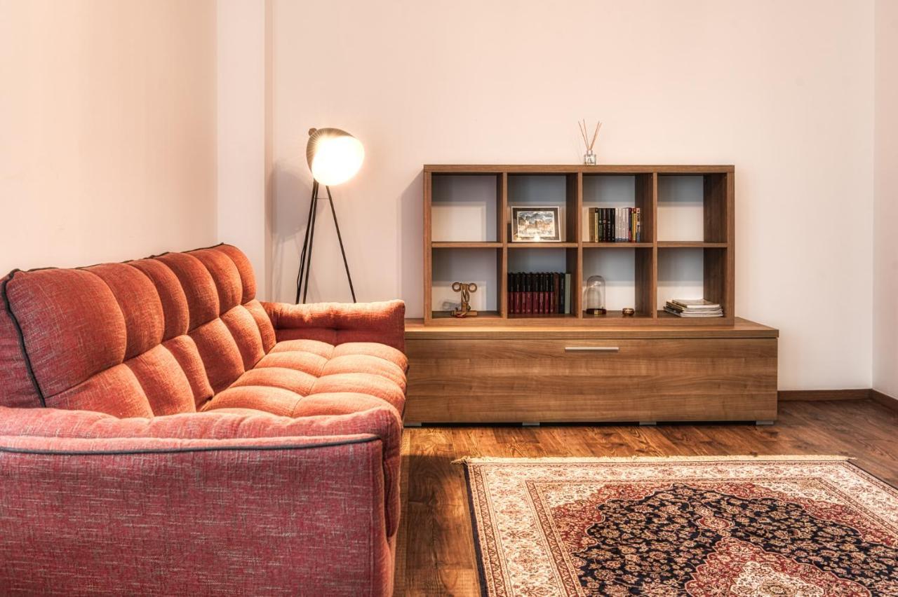 Nature Apartment - Minutes Away From The Old Town And Afi Mall Brassó Kültér fotó