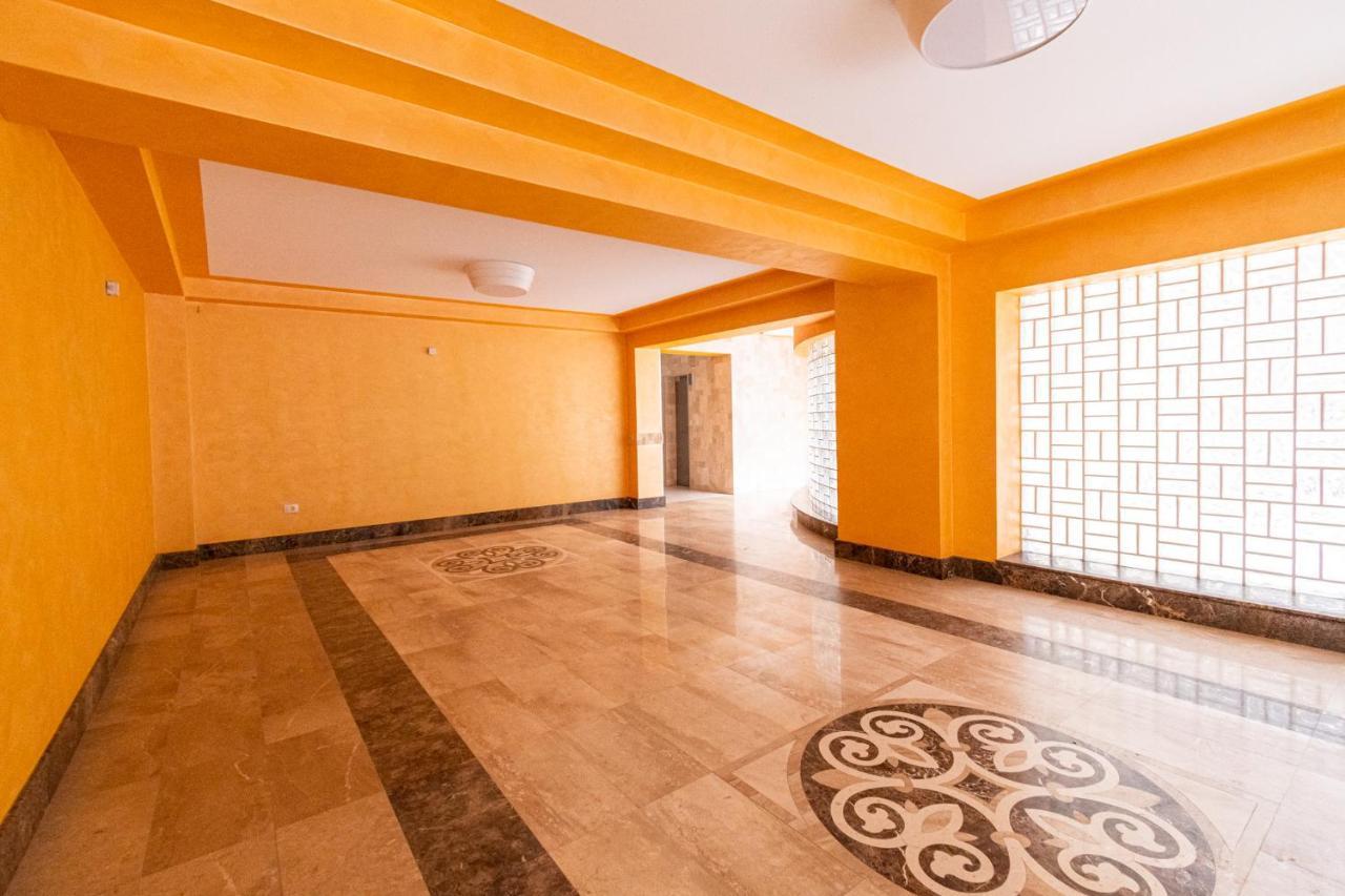 Nature Apartment - Minutes Away From The Old Town And Afi Mall Brassó Kültér fotó
