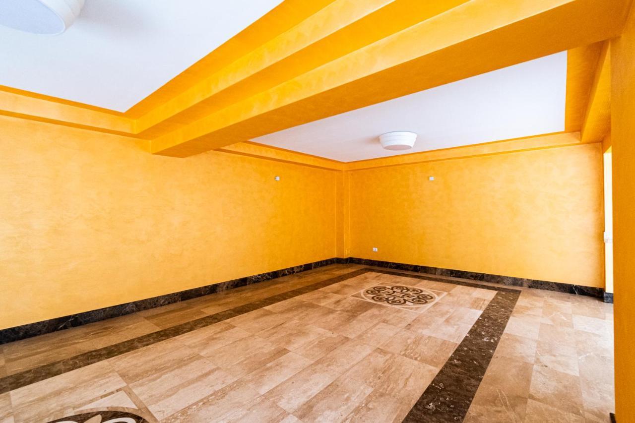 Nature Apartment - Minutes Away From The Old Town And Afi Mall Brassó Kültér fotó